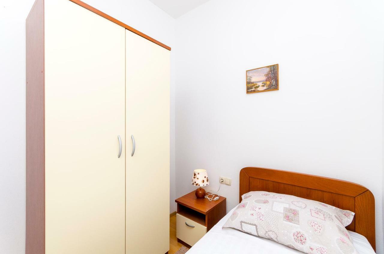 Apartman Ivan 트로기르 외부 사진